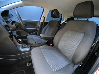 2022 VOLKSWAGEN POLO VIVO 1.6 COMFORTLINE TIP (5DR)