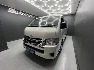 2015 TOYOTA QUANTUM 2.7 10 SEAT