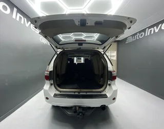 2010 TOYOTA FORTUNER 3.0D-4D R/B A/T