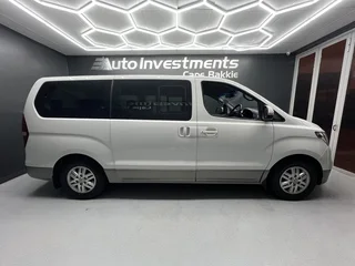 2021 HYUNDAI H1 2.5 CRDi ELITE A/T (12 SEAT)