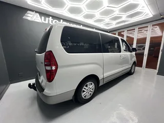 2021 HYUNDAI H1 2.5 CRDi ELITE A/T (12 SEAT)