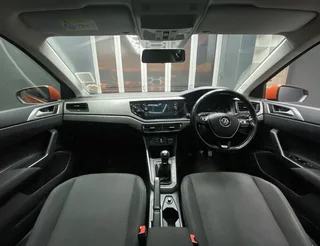 2019 VOLKSWAGEN POLO 1.0 TSI COMFORTLINE