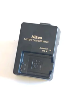 Nikon MH-24 Camera Battery charger for sale