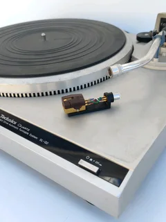 Technics Quartz Direct Drive Automatic Turntable system SL-Q2 for sale