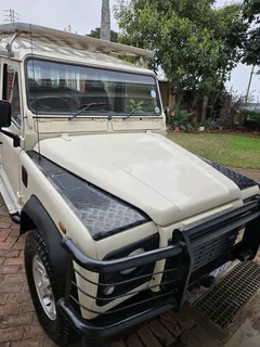 Land Rover Defender 110 TD5 CSW