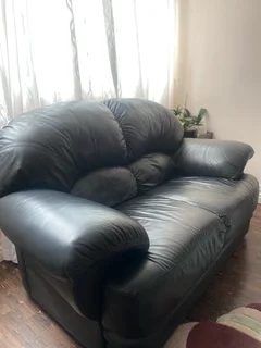 6 Seater Genuine Leather Lounge Suite
