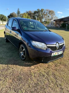 Renault Sandero 900T
