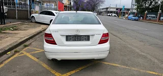 2011 Mercedes C180 Avant-garde Automatic