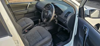 2016 Polo Vivo sedan 1.6