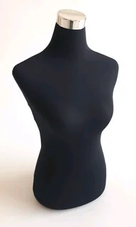 Mannequin Display Rental Services