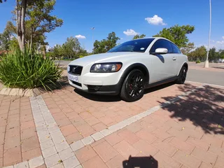 2009 Volvo C30 T5