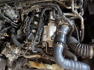 NISSAN NAVARA YD25 2013 4X2 AUTOMATIC BREAKING FOR PARTS