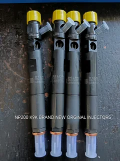 Nissan Np200 K9k Brand New Orginal Injectors On Stock