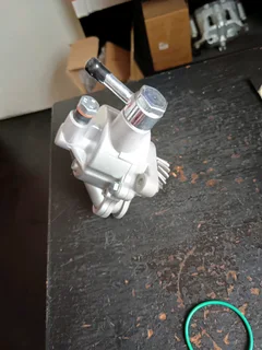 MITSUBISHI COLT 4M40 BRAND NEW VACUUM PUMP IN STOCK.