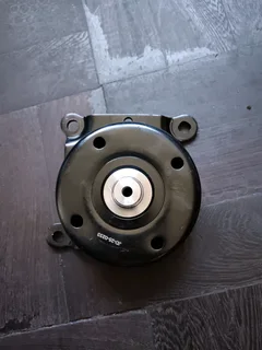 FORD RANGER 2.2/ 3.2 FAN MOUNTING BRACKET BRAND NEW IN STOCK.