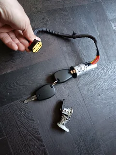 Nissan Np200 Ignition Key Set Brand New In Stock