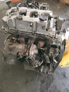 MITSUBISHI TRITON 4D56 COMPLETE ENGINE IN STOCK FOR SALE COMES WITH 30 DAY GUARANTEE