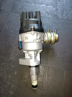 NISSAN NA20 BRAND NEW DISTRIBUTORS IN STOCK FOR SALE.