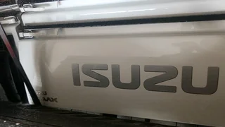 ISUZU 2013 UP COMPLETE TAILGATES IN STOCK FOR SALE.