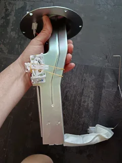 NISSAN NP300 KA20/KA24 16V BRAND FUEL TANK SENDER UNIT WITH PUMP. IN STOCK FOR SALE.