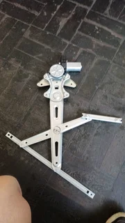 ISUZU 2013-2022 BRAND NEW ELECTRONIC WINDOW MECH 6 PIN IN STOCK FOR SALE.