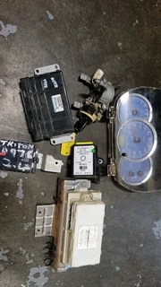 MITSUBISHI TRITON 4G64 COMPLETE LOCKSET IN STOCK FOR SALE