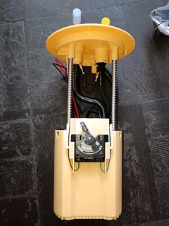 FORD RANGER 2.2/3.2 COMPLETE NEW SENDER UNIT WITH PUMP IN STOCK FOR SALE.