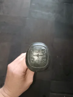 ISUZU 2010 BRAND NEW GEARLEAVER IN STOCK FOR SALE.