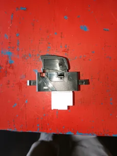 NISSAN HARDBODY/NP300 LEFTSIDE  FRONT WINDOW SWITCH BRAND NEW IN STOCK FOR SALE.