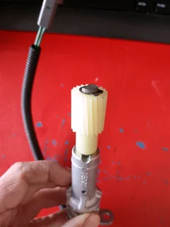 NISSAN NP300 YD25 4X2 BRAND NEW SPEEDO DRIVE IN STOCK FOR SALE.