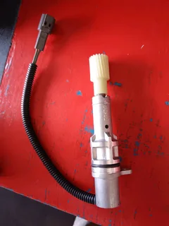 NISSAN NP300 YD25 4X2 BRAND NEW SPEEDO DRIVE IN STOCK FOR SALE.