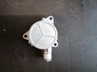 NISSAN ZD30 BRAND NEW VACUUM PUMP IN STOCK FOR SALE.