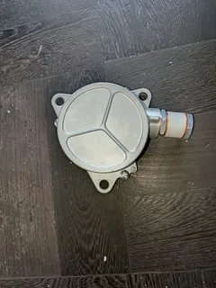 NISSAN ZD30 BRAND NEW VACUUM PUMP IN STOCK FOR SALE.