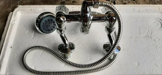 COBRA BATH TAP