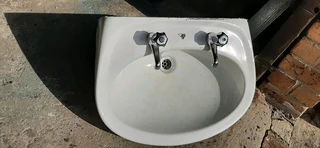 Basin with COBRA TAPS