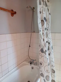 FLAT - Ad posted by Sheldon Mare