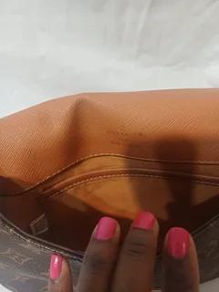 Pre-loved  Louis Vuitton Monogram Musette Tango shoulder bag