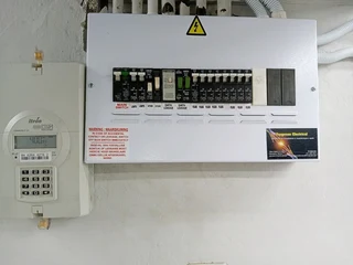 AFFORDABLE ELECTRICIAN ALL AREAS ALSO REPAIRS A GEYSER AND STOVE