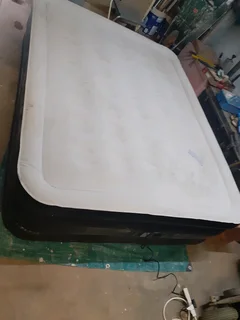 Blow up mattress