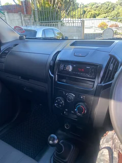 2020 Isuzu Dmax Fleetside