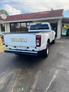 2020 Isuzu Dmax Fleetside