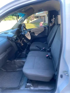 2020 Isuzu Dmax Fleetside