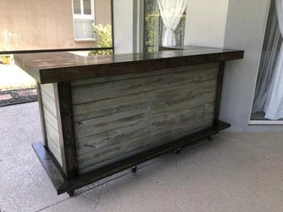 Warm Up Your Shop:  South Africa&#39;s Finest Wooden Counter