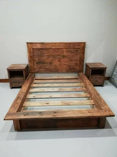 SFS Furniture&#39;s Handcrafted Pallet Beds: A Modern Twist