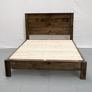 Experience the Rustic Appeal of Modern Pallet Beds
