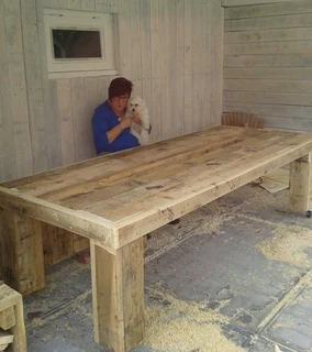 How to Select a Dining Table That Fits Your Lifestyle&#34;