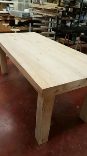 How to Select a Dining Table That Fits Your Lifestyle&#34;