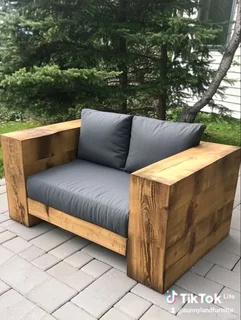 Transform Your Space with Stylish Pallet Furniture Ideas