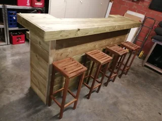 Stylish Bar Counter for Home: Modern Designs for South African Homes