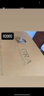 Silver 2 carrot Moissanite ring for sale